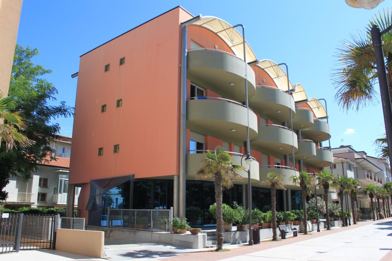 Residence Myricae Белариа-Игеа Марина Екстериор снимка